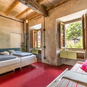 https://un-posto-a-milano.it-lombardy.com